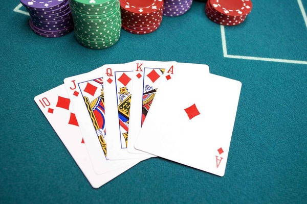what hand is red balloons in poker